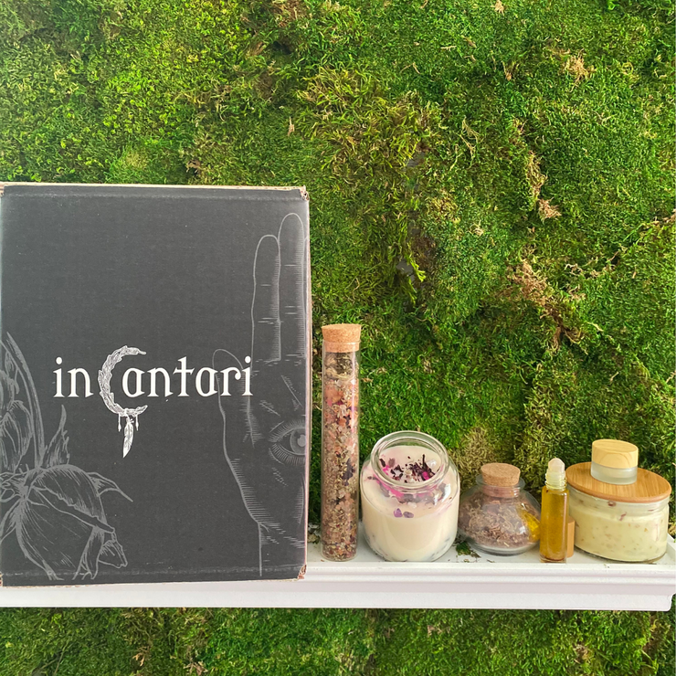 Lust Ritual consists of bathing ritual , candle, floor wash, herbal tea, anointing oil and lip balm